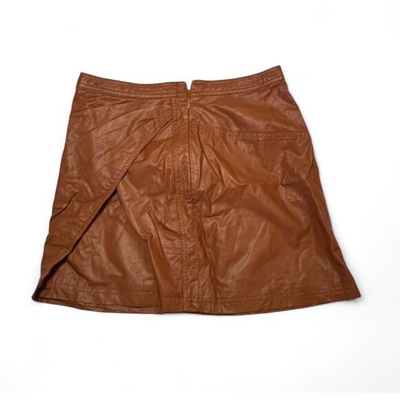 Free People Faux Leather Mini Skirt - Size 6 - Great! - Picture 1 of 4